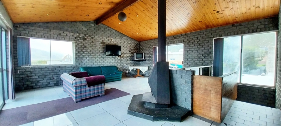 5 Bedroom Property for Sale in Bettys Bay Western Cape